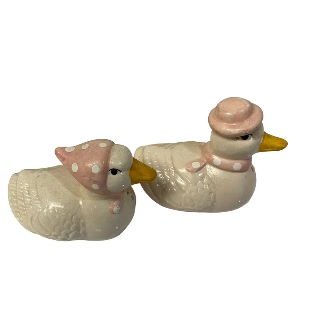 Two Duckling Figurine wearing Pink‎ Bonnet and Polka Dots Scarf Porcelain White